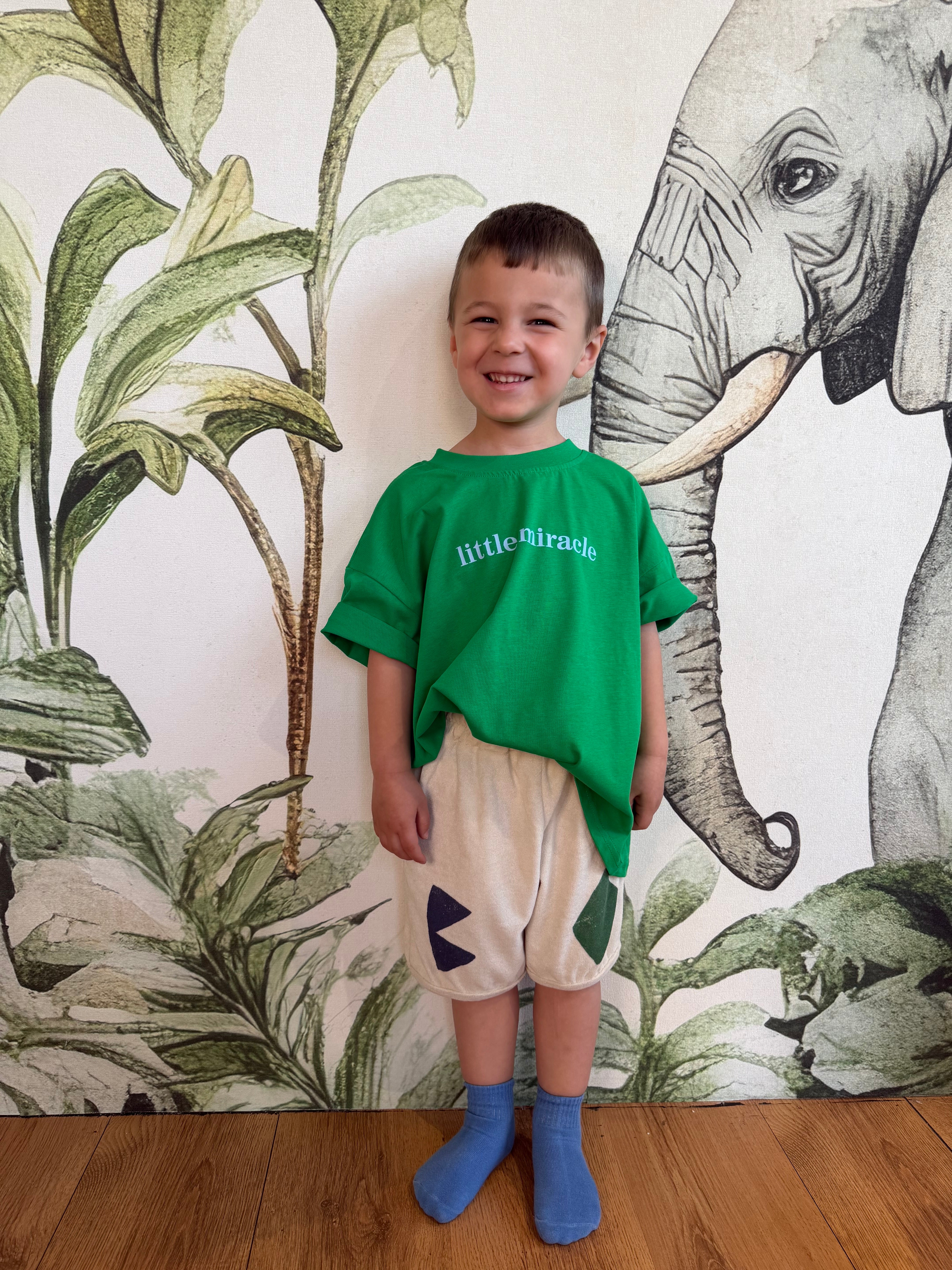 T-SHIRT VERDE