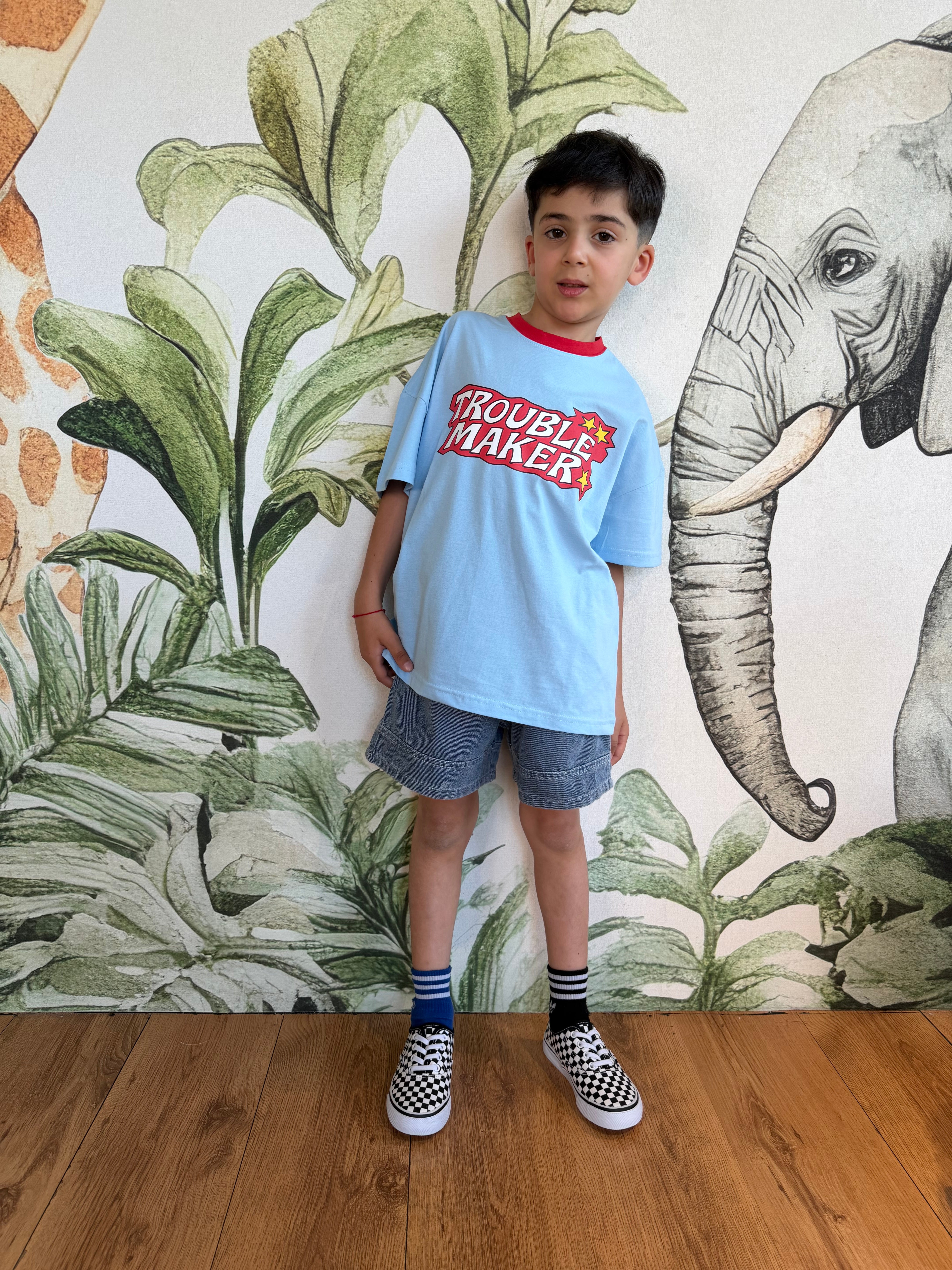 T-SHIRT TROUBLE MAKER