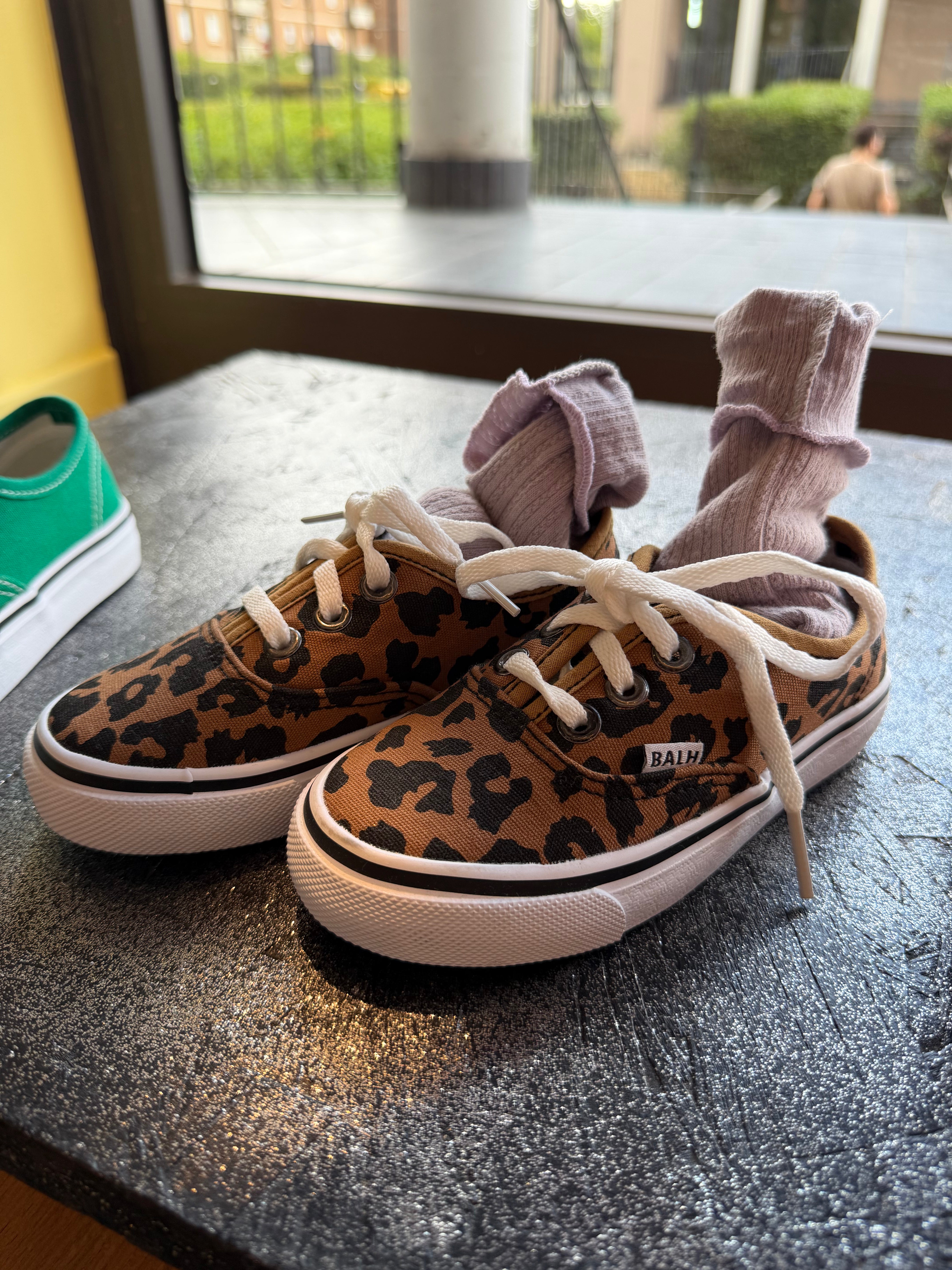 SNEAKERS CON I LACCI